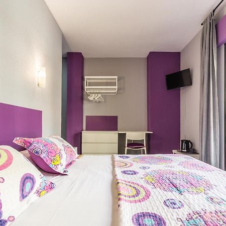 Hostal Tropical Альмуньекар Экстерьер фото