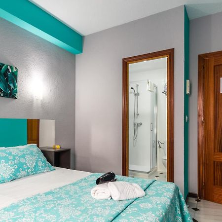 Hostal Tropical Альмуньекар Экстерьер фото