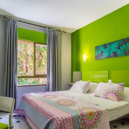 Hostal Tropical Альмуньекар Экстерьер фото