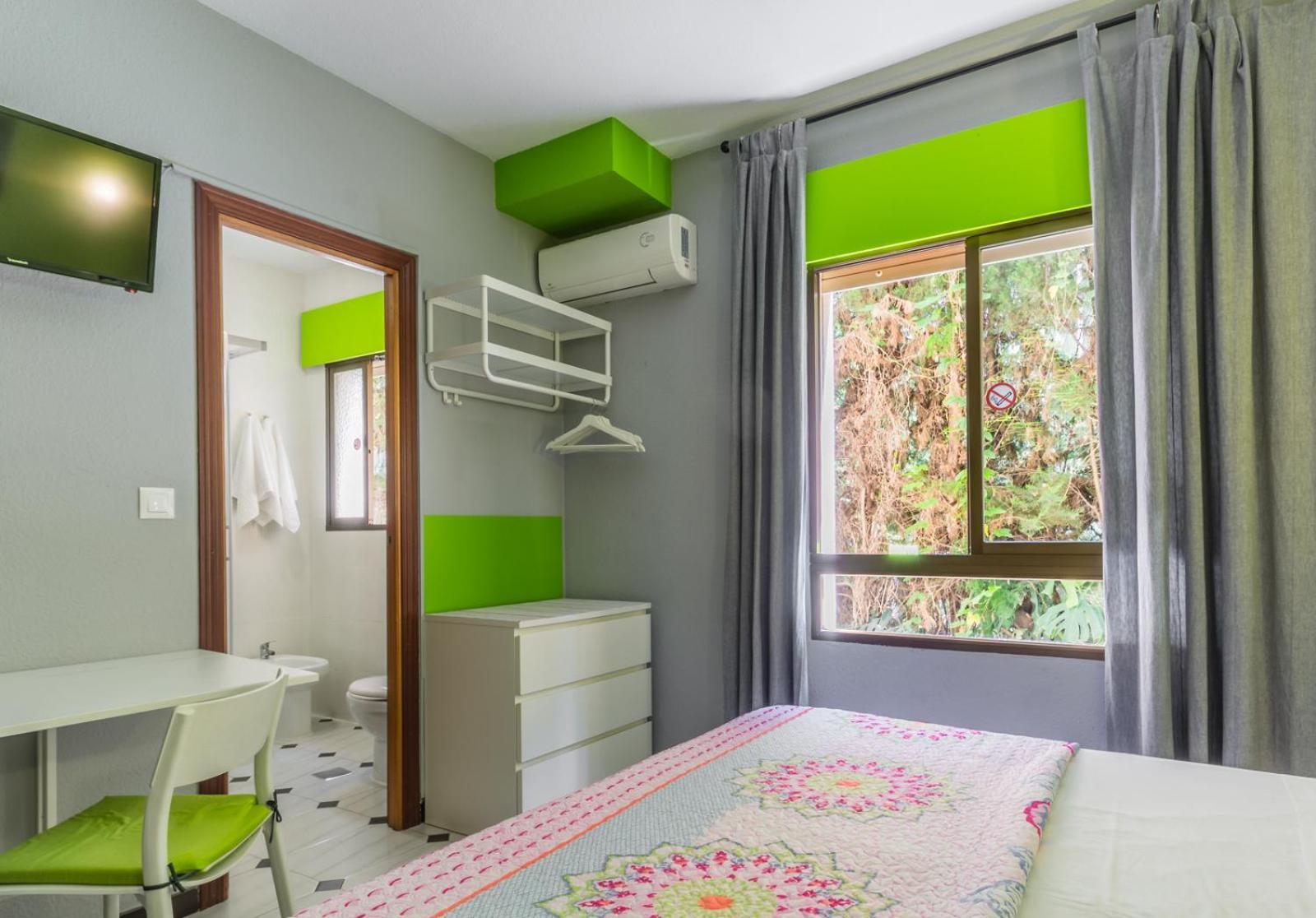 Hostal Tropical Альмуньекар Экстерьер фото
