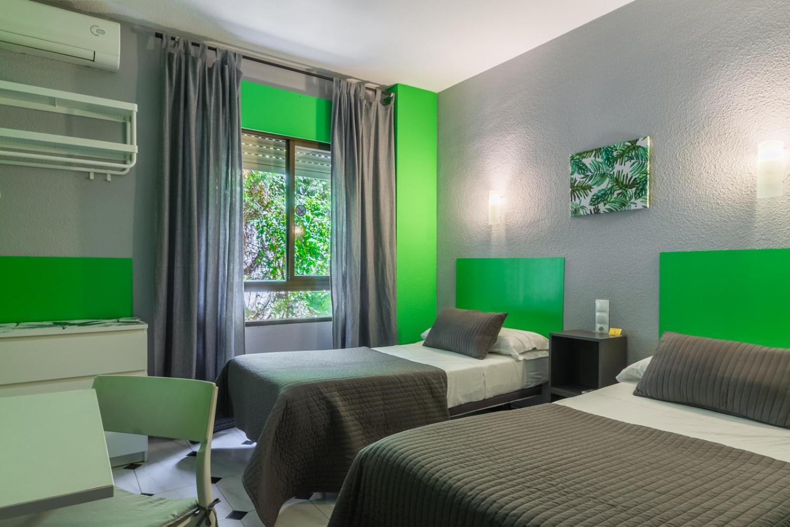 Hostal Tropical Альмуньекар Экстерьер фото